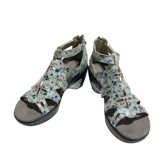 JBU Jambu Northstar Laser Cut Wedge Sandal Ditzy Floral Women Size 9.5 - Picture 7 of 14
